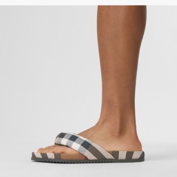 Burberry Birch Check Flip-flops - Picture 11 of 12